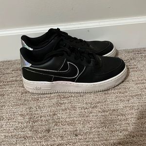 very cute for children to wear , nike , worn a good amount of times